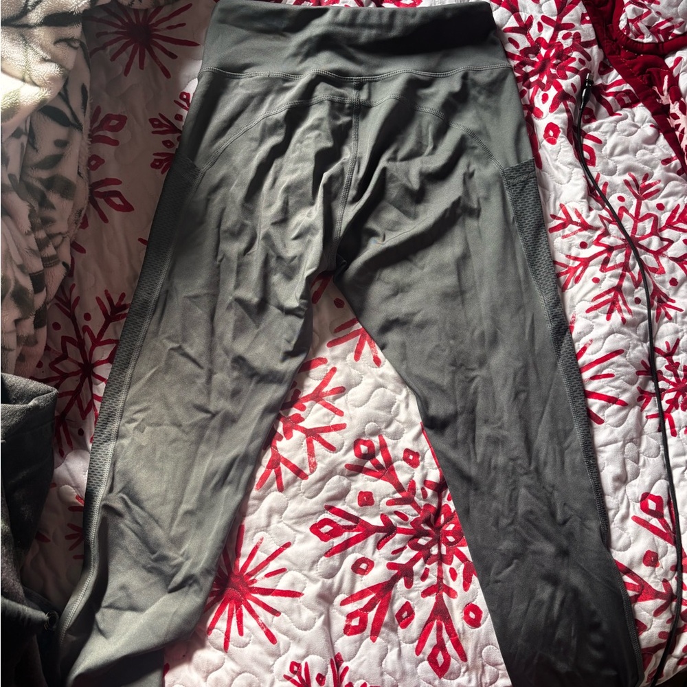 Women's Gray Leggings